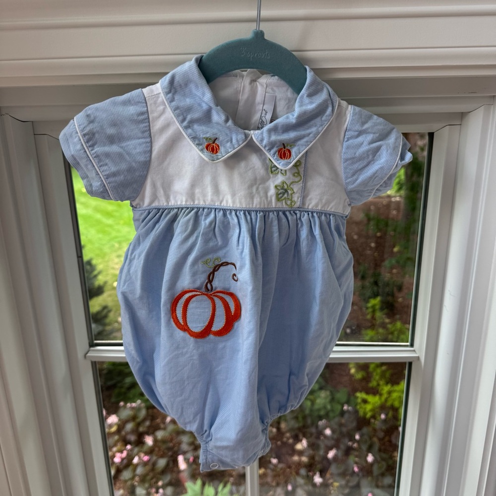 Bell Bird Blue and White Embroidered Baby Pumpkin Bubble Size 6 Months